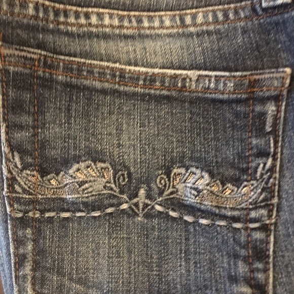 Lucky Brand Jean Sweet n Low Indigo Wings.. - Picture 5 of 6